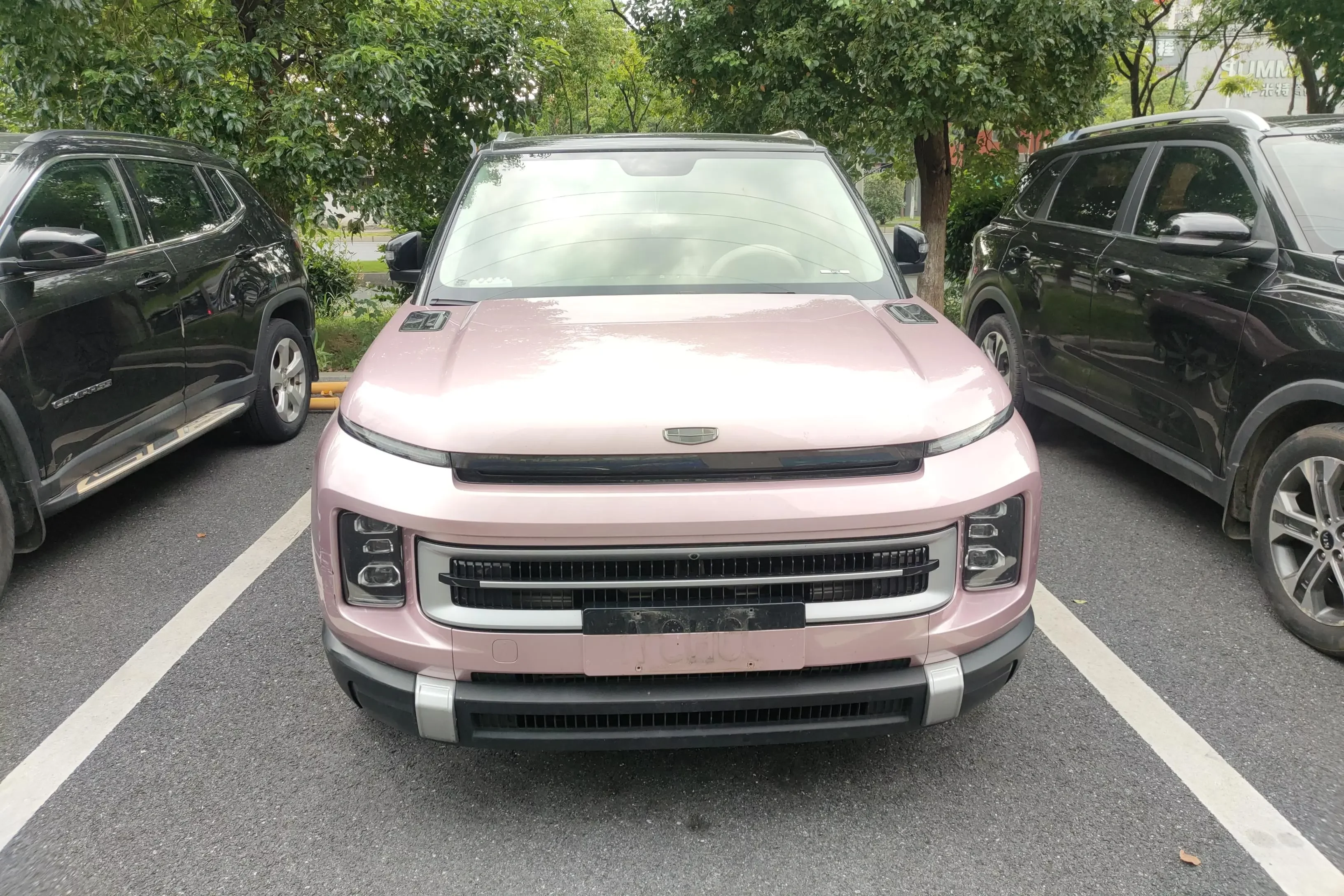 Geely ICON