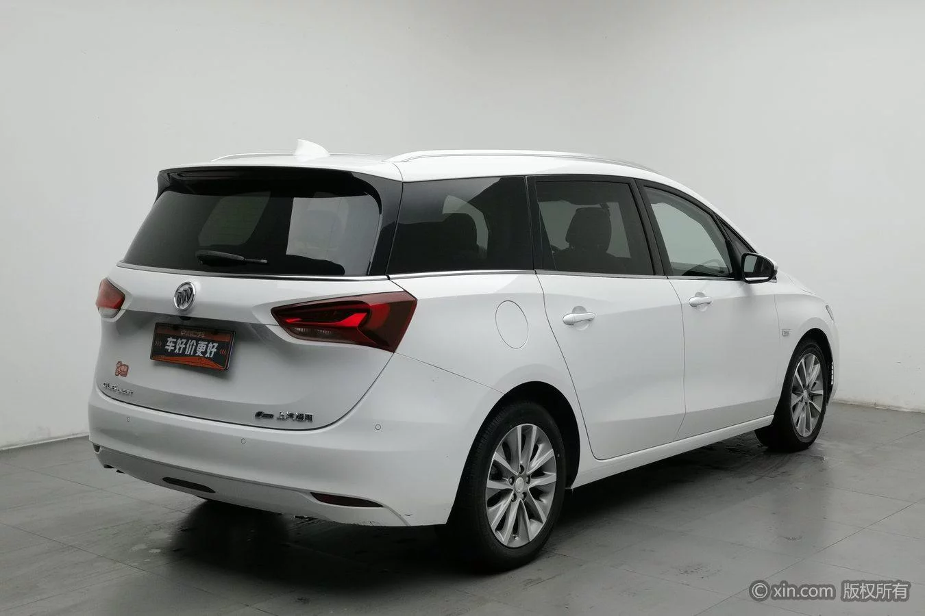Buick GL6