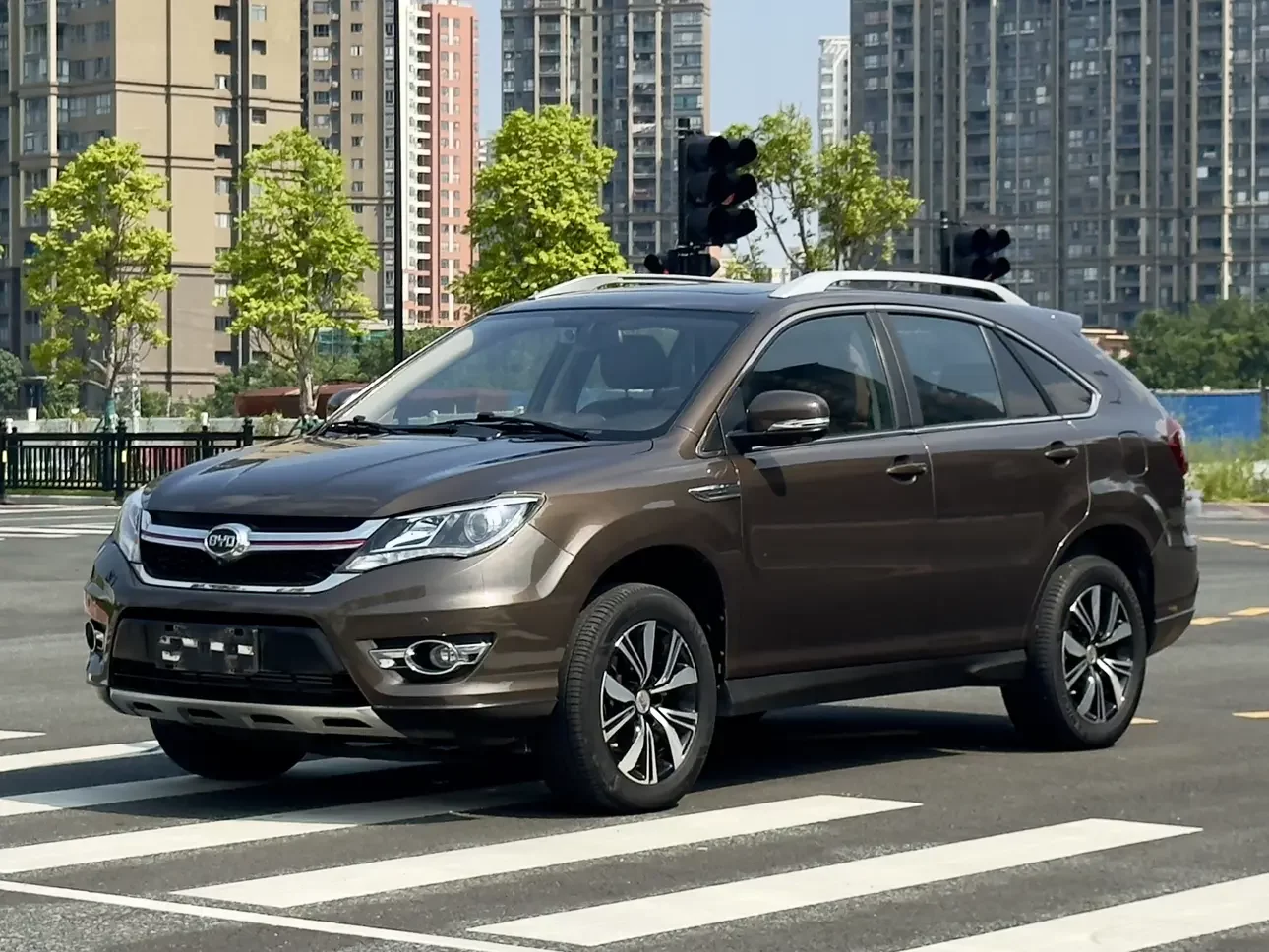 BYD S7