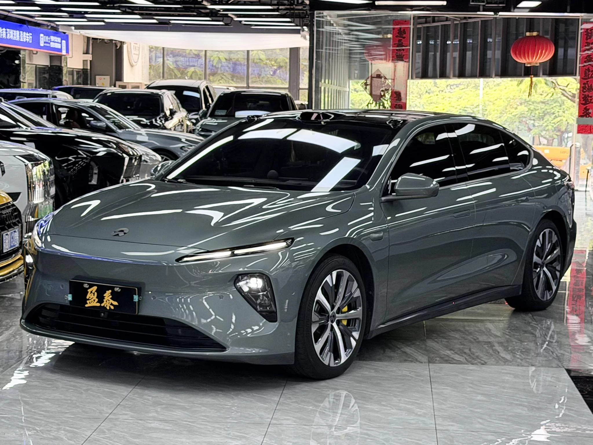 NIO ET7