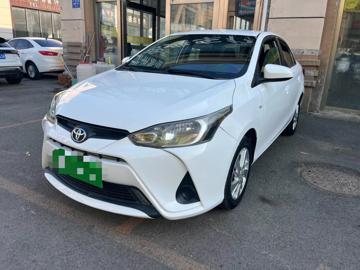 Toyota YARiS L Enjoy