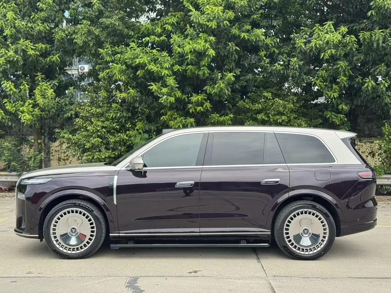 Voyah Tai Shan PHEV