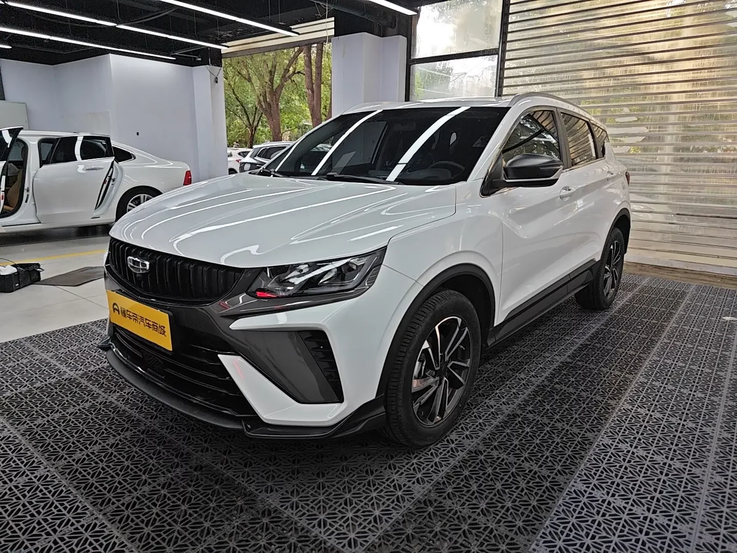 Geely Coolray SX11