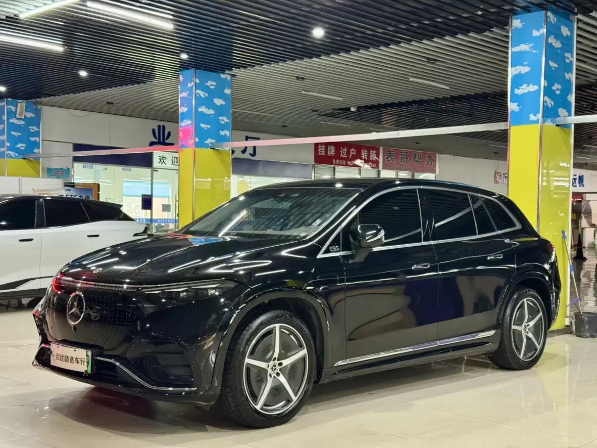 Mercedes-Benz EQS SUV