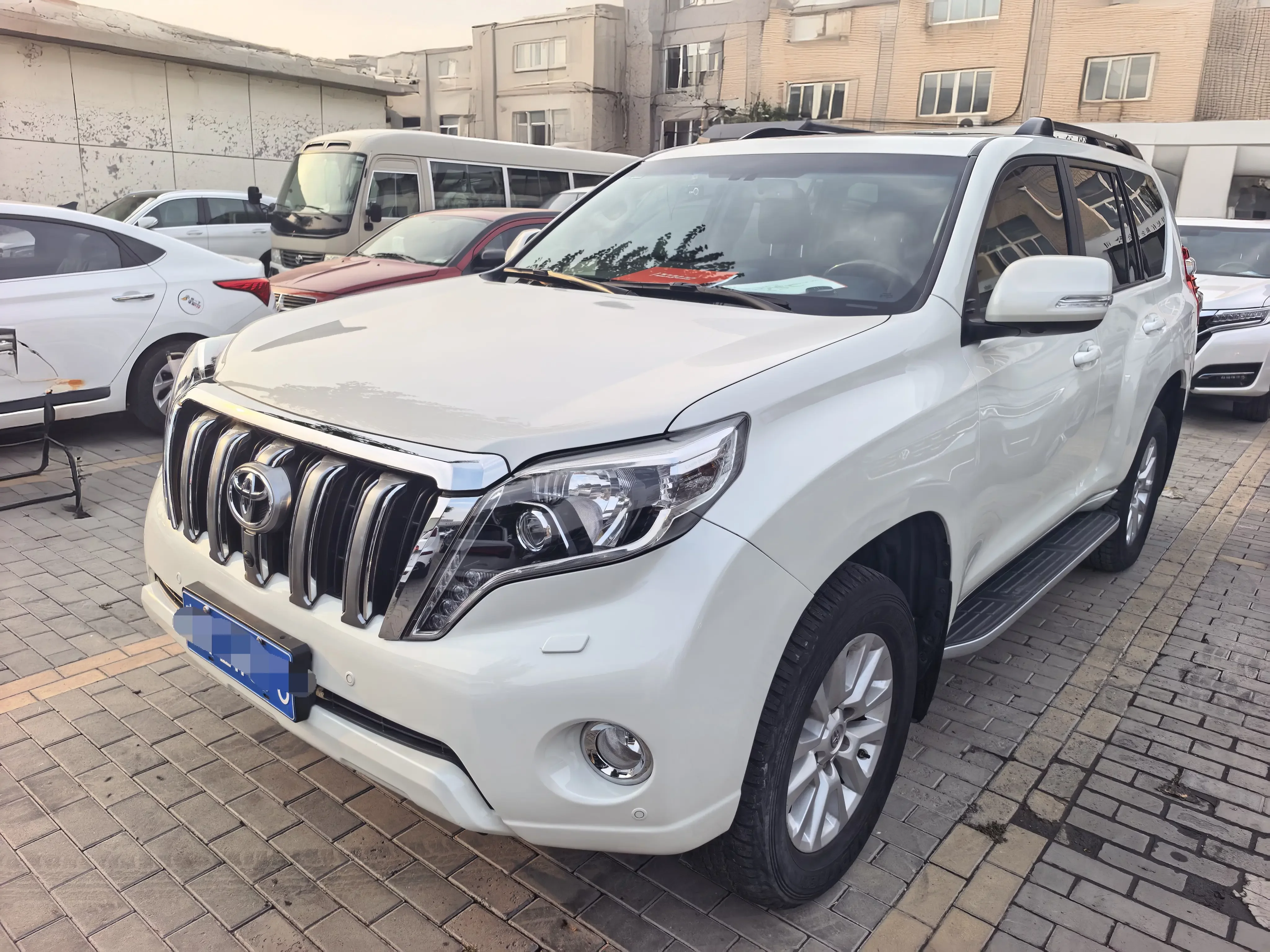 Toyota Prado