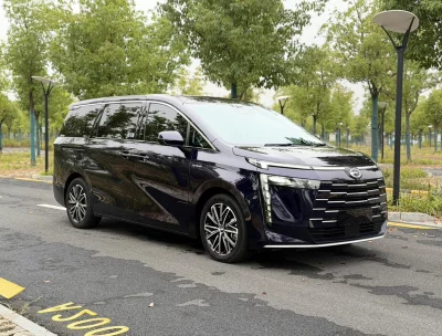 GAC Trumpchi E8 PHEV