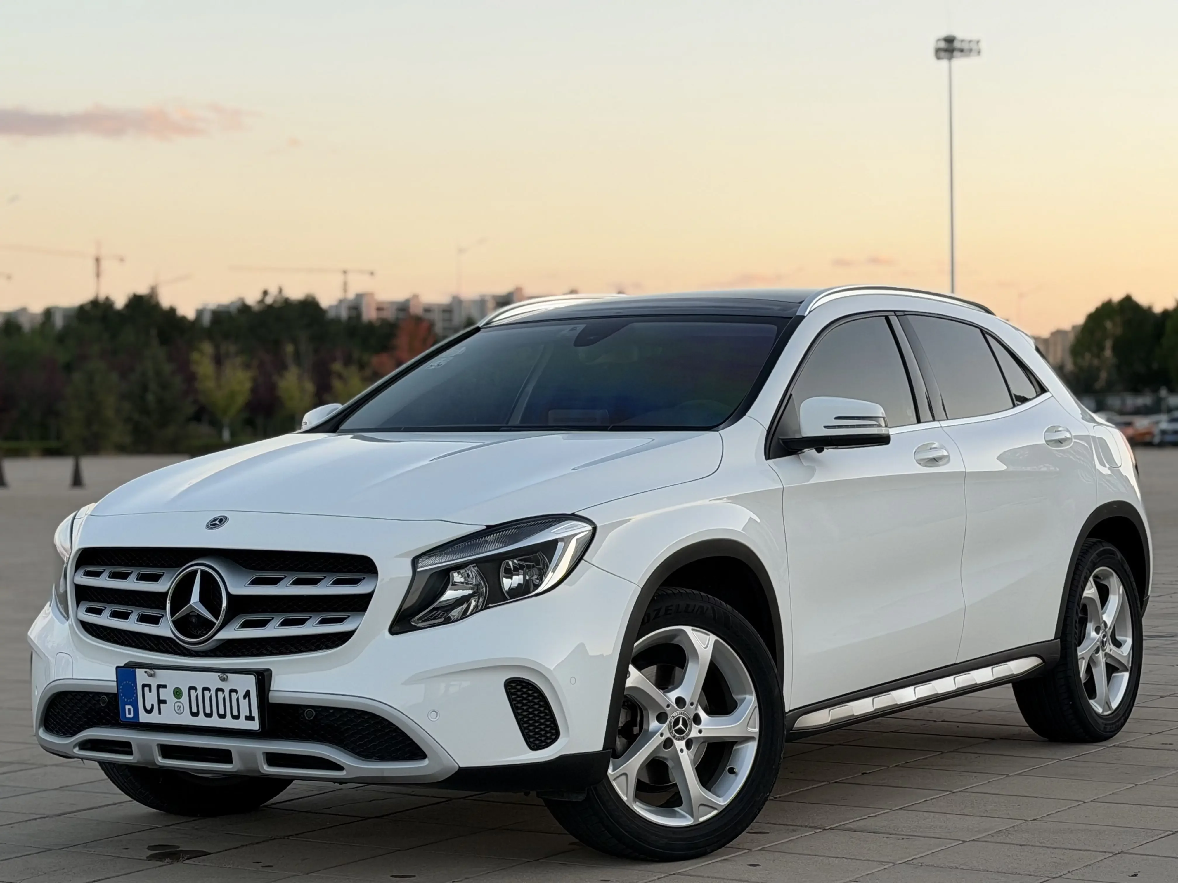 Mercedes-Benz GLA