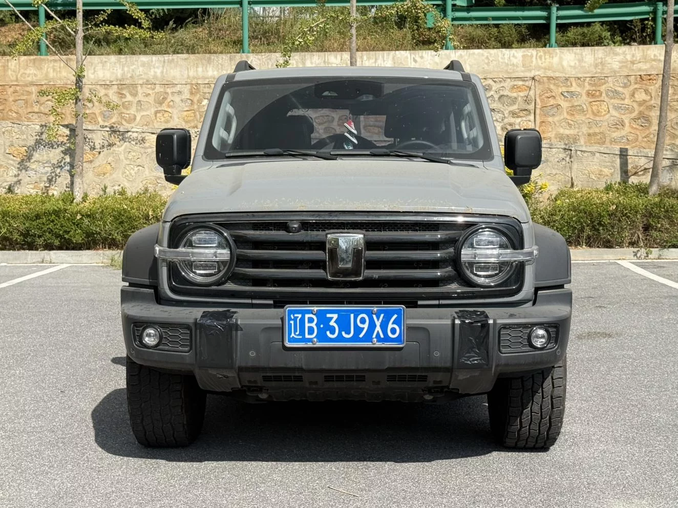 TANK 300