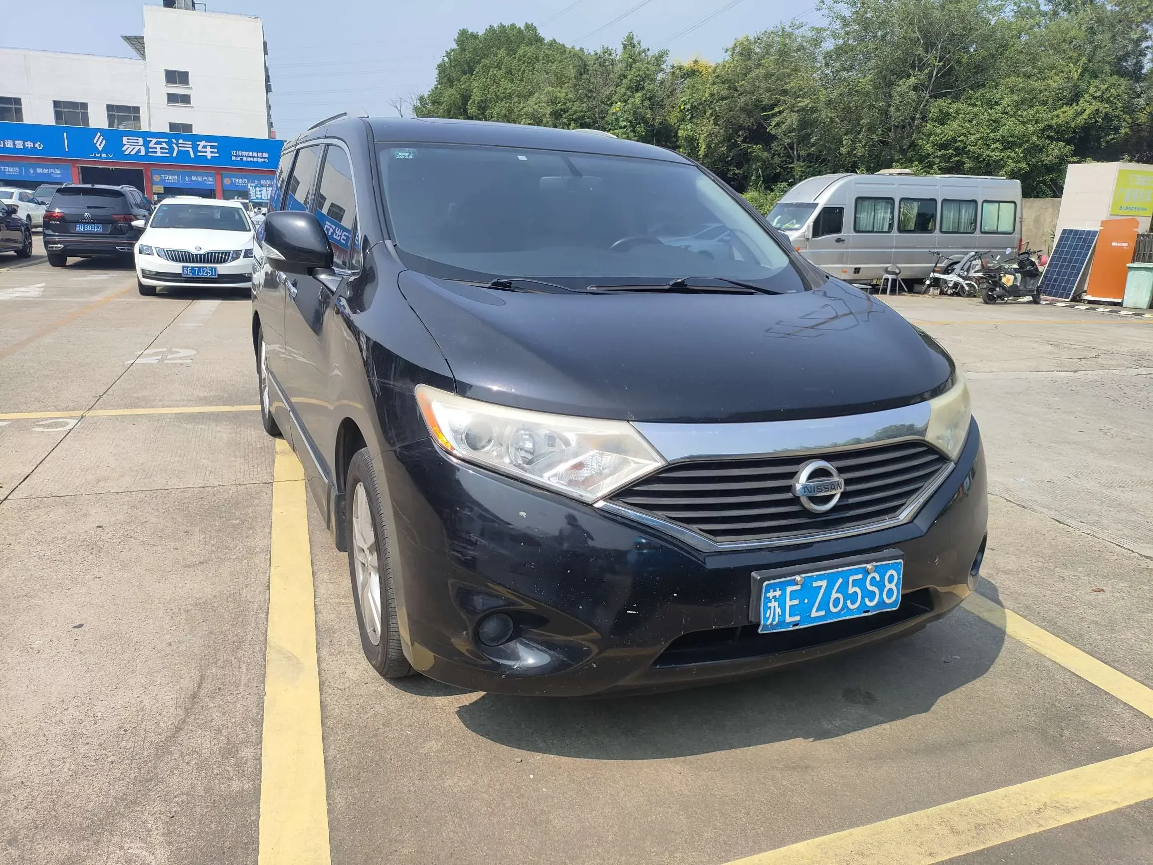 Nissan Quest
