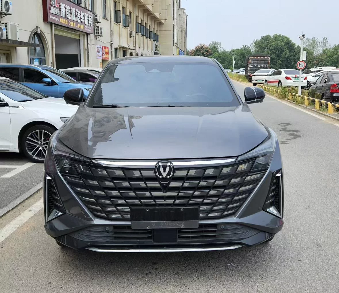 Changan UNI-Z PHEV