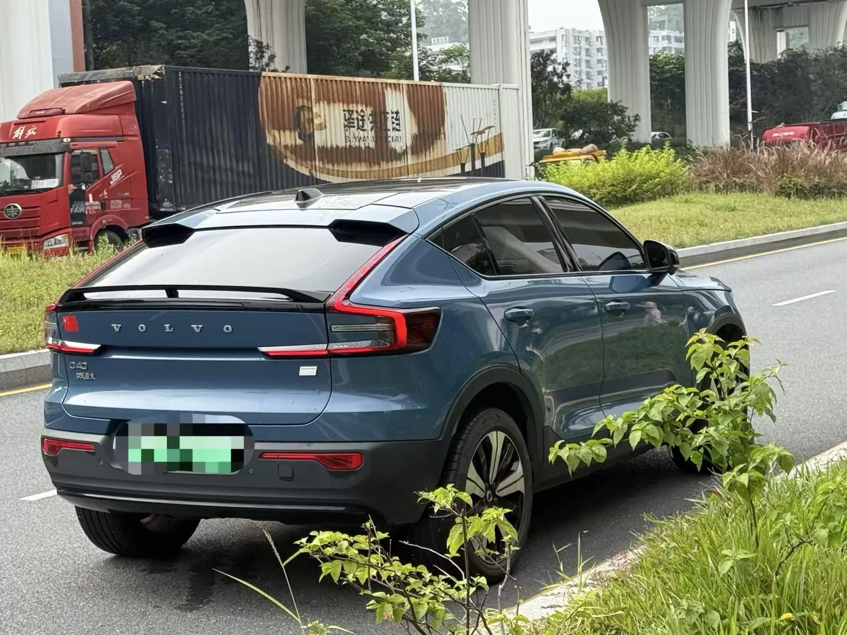 Volvo C40 EV