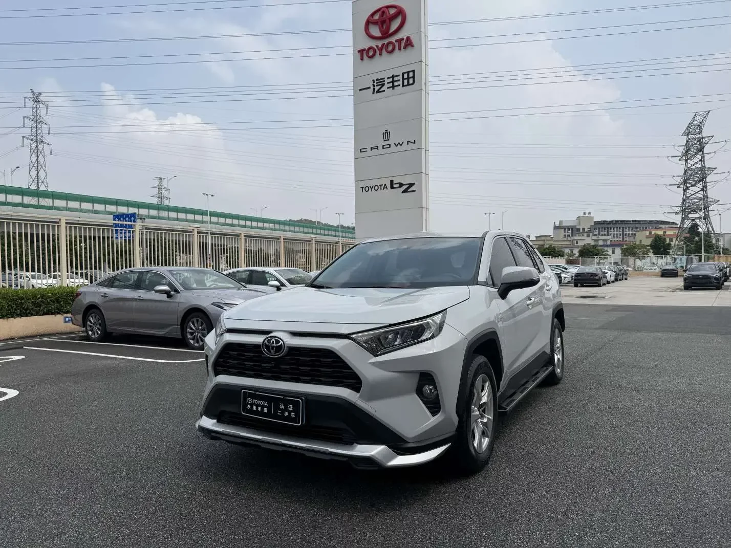 TOYOTA RAV4
