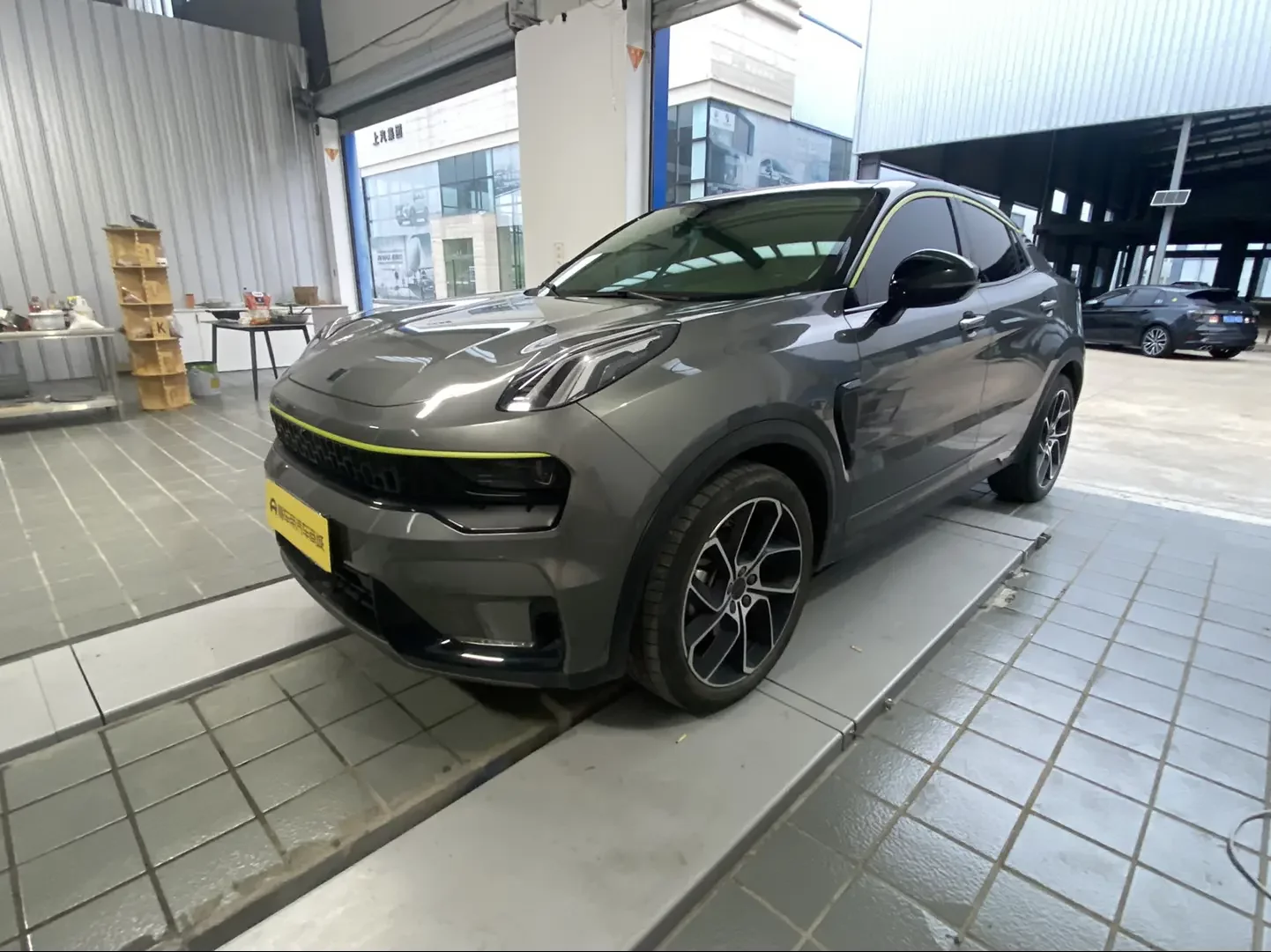 Lynk & Co 05