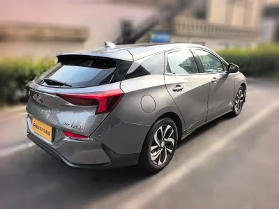 Buick Weilan 6 PHEV