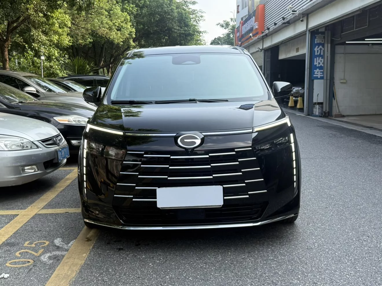 GAC Trumpchi E8