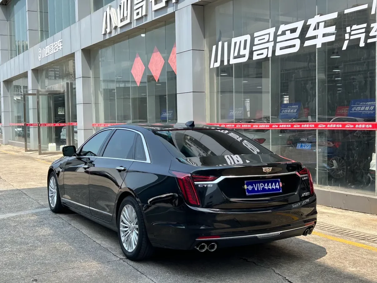 Cadillac CT6