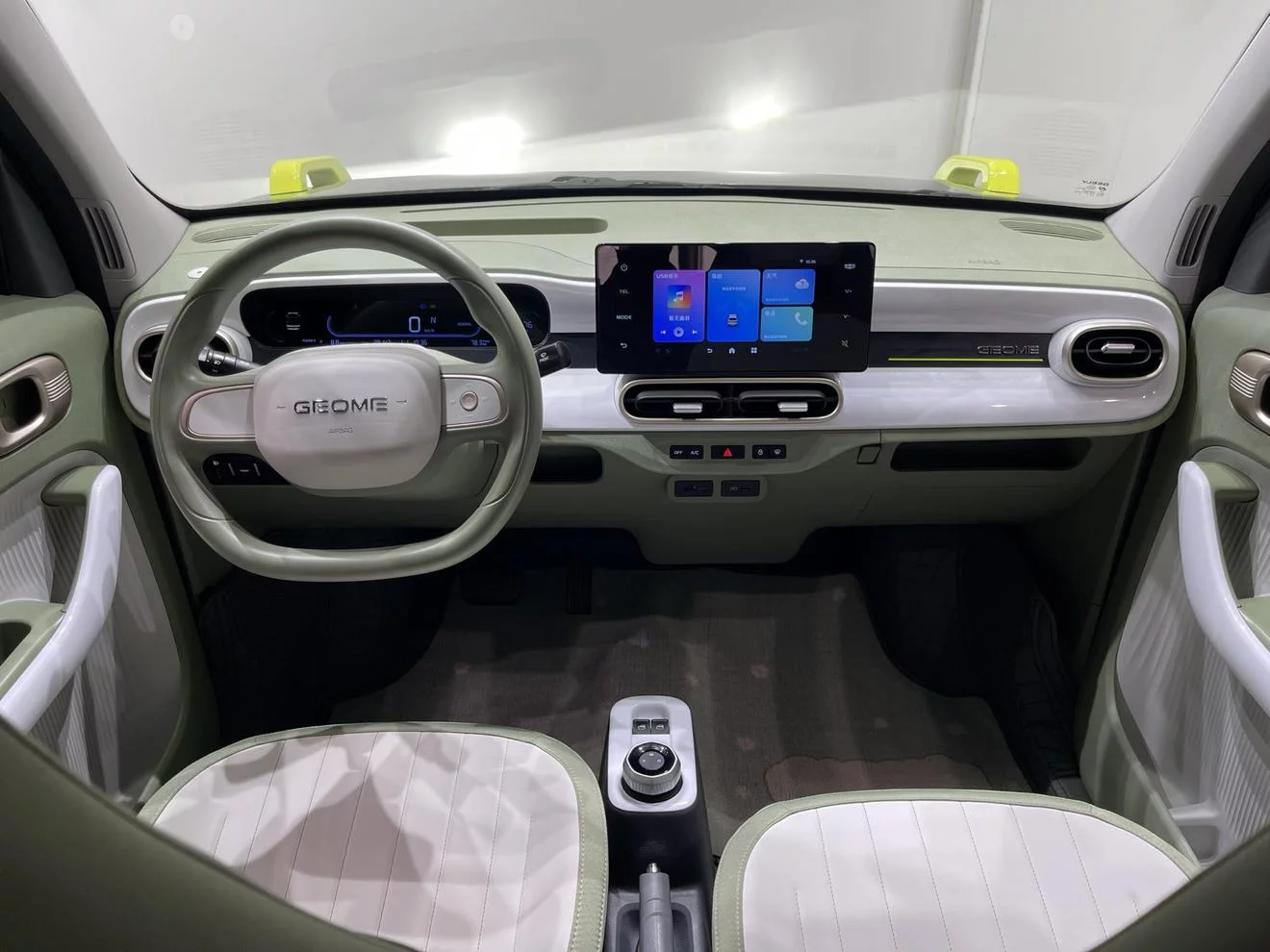 Geely Panda