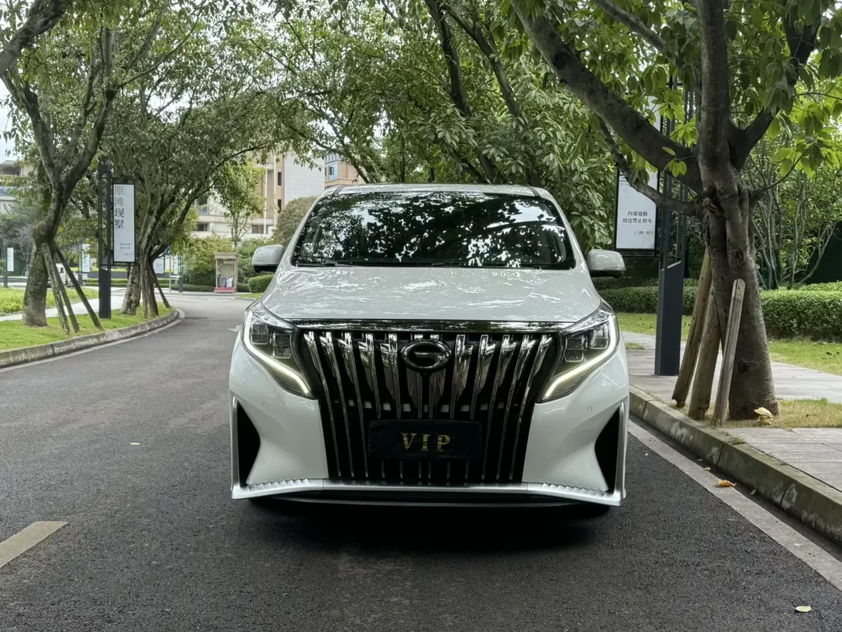 GAC Trumpchi M8