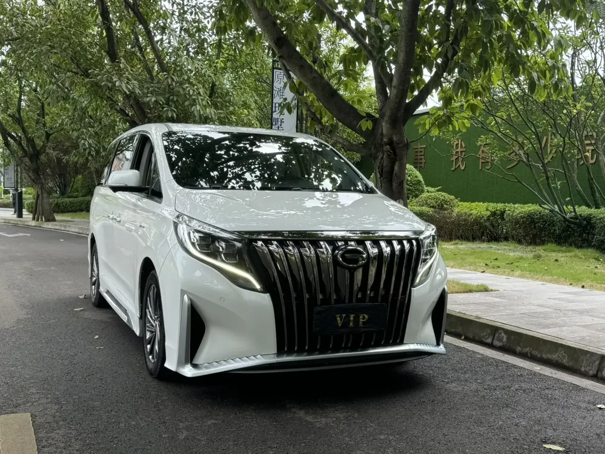 GAC Trumpchi M8