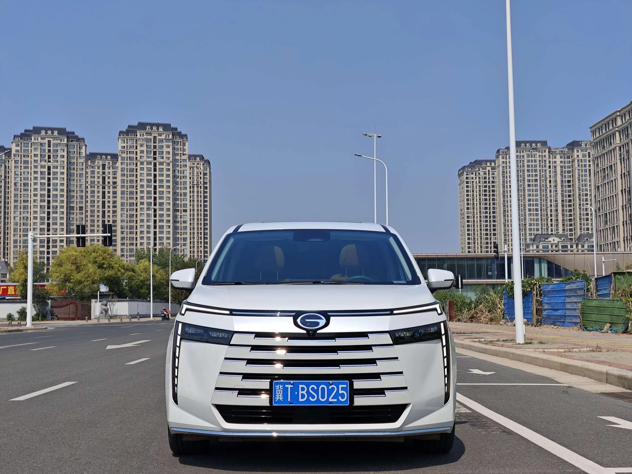 GAC Trumpchi E8