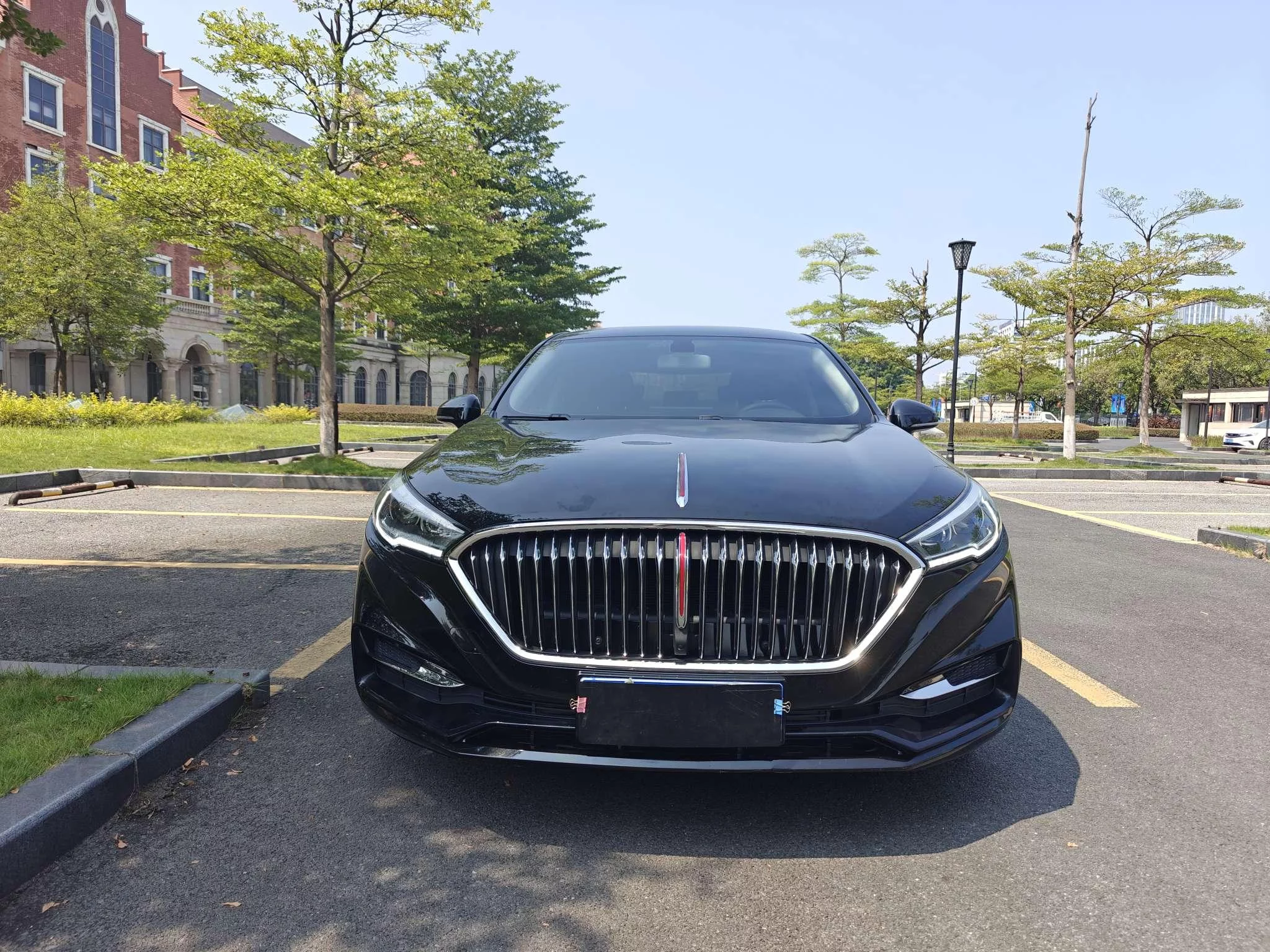Hongqi H5 classic