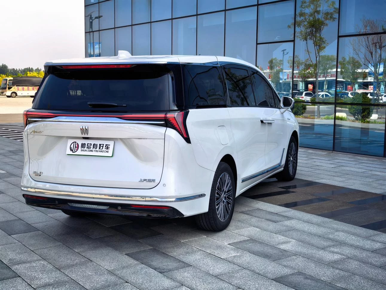 Buick GL8 PHEV