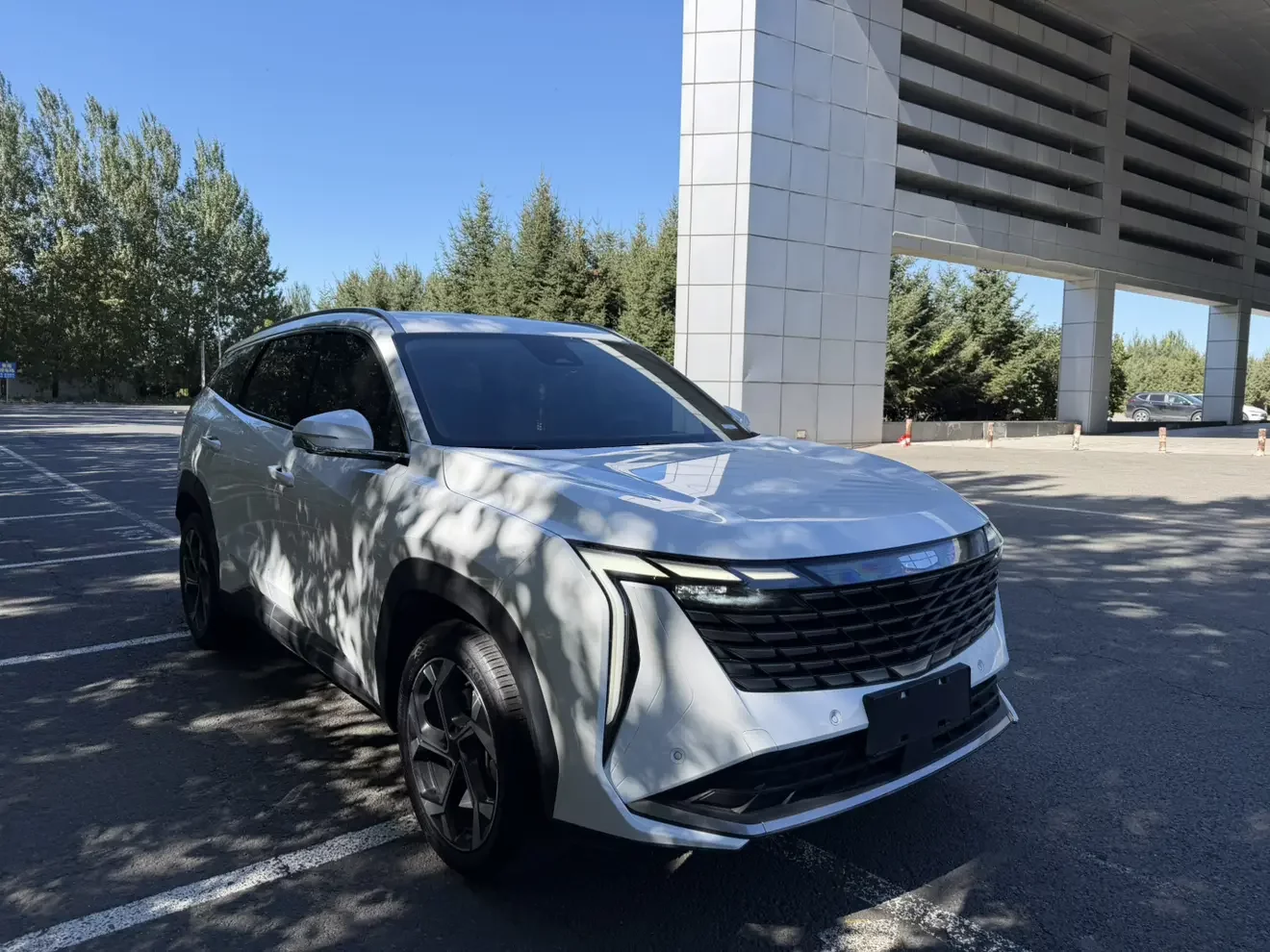Geely Atlas L