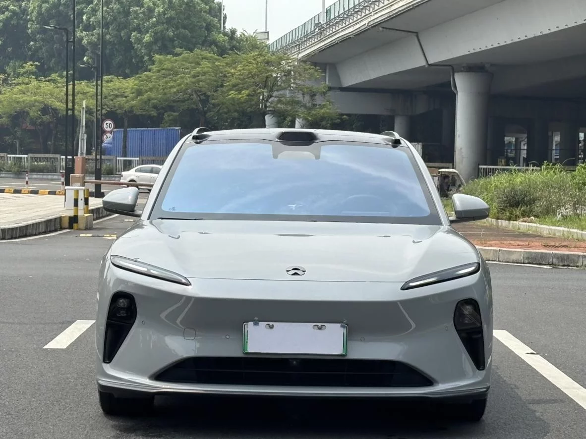 NIO ET5T