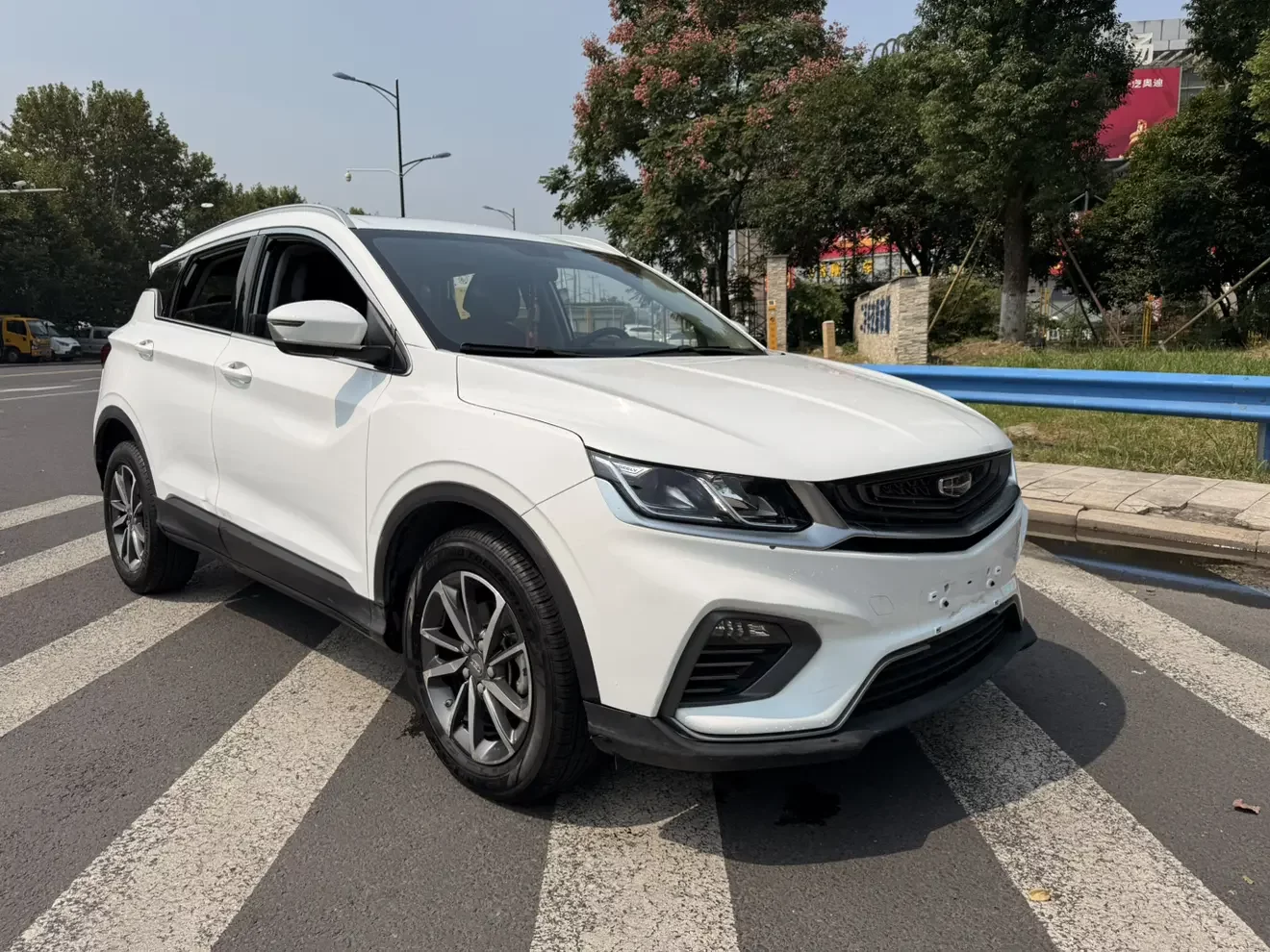 Geely Coolray SX11