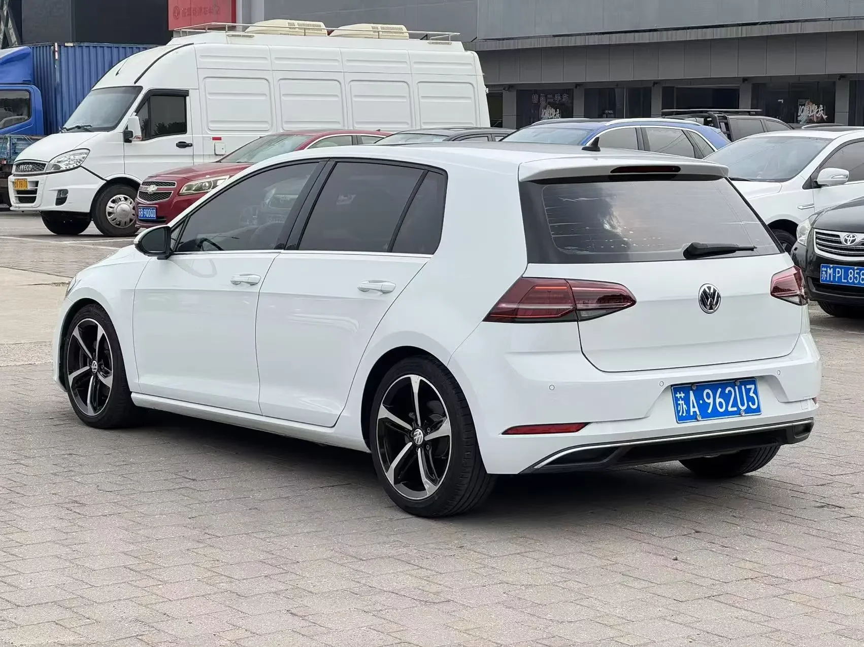 Volkswagen Golf