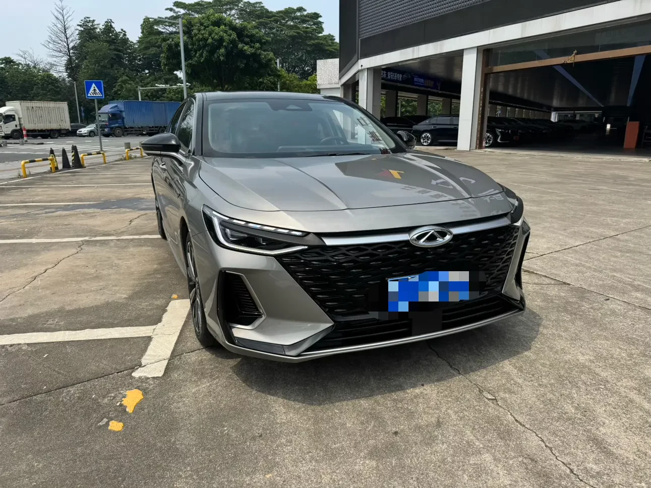 Chery Arrizo 8