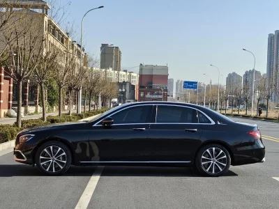 Mercedes-Benz E-Class PHEV
