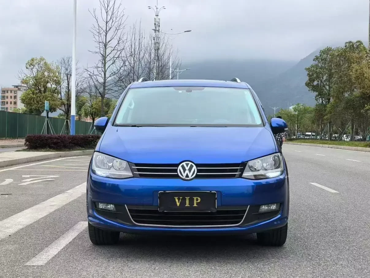 Volkswagen Sharon