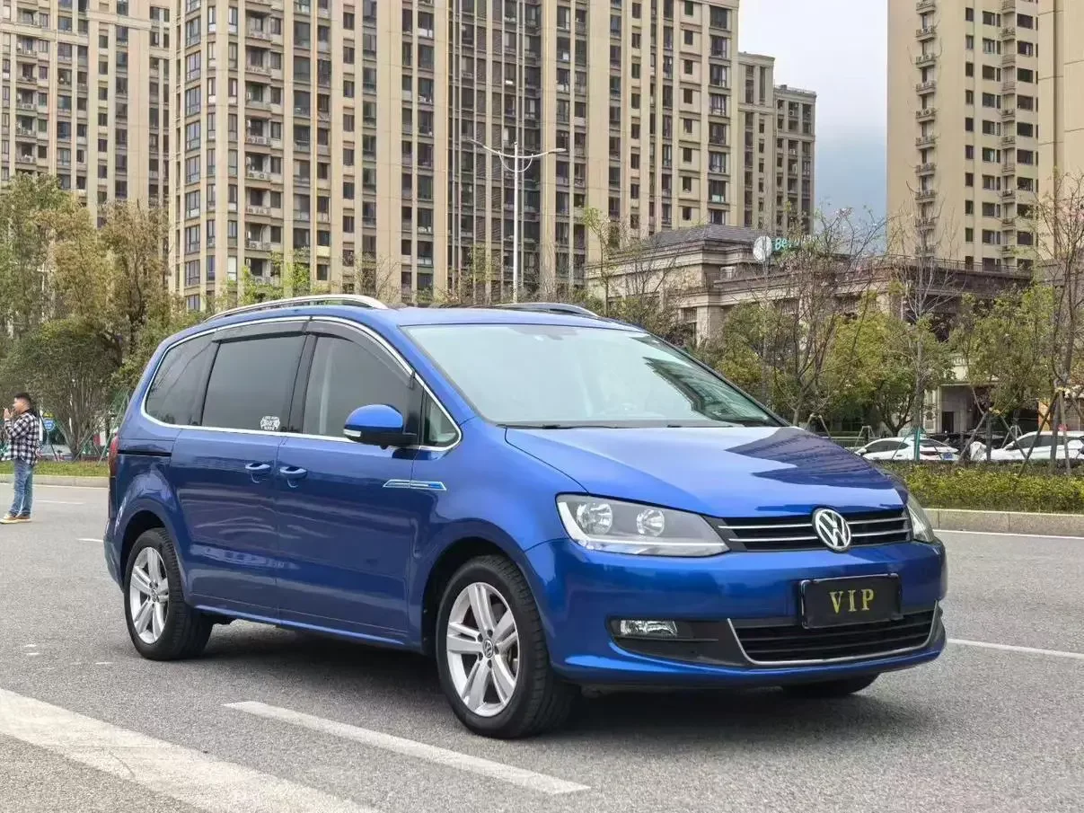 Volkswagen Sharon