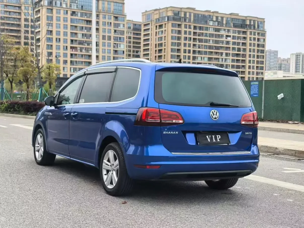 Volkswagen Sharon