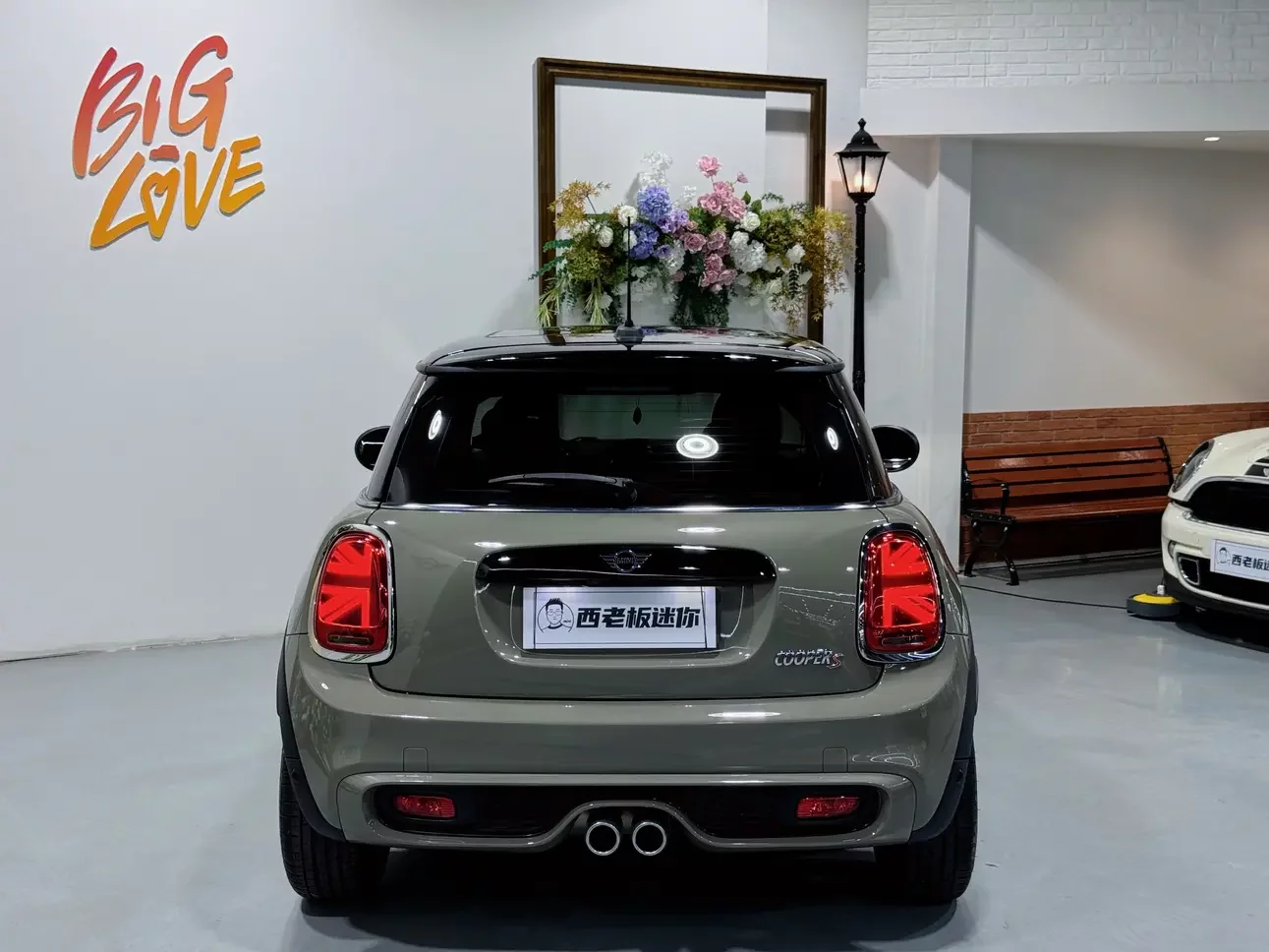 MINI MINI