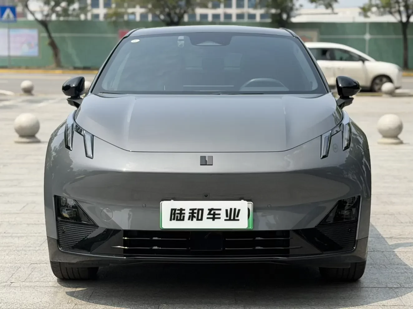 Lynk & Co Z20