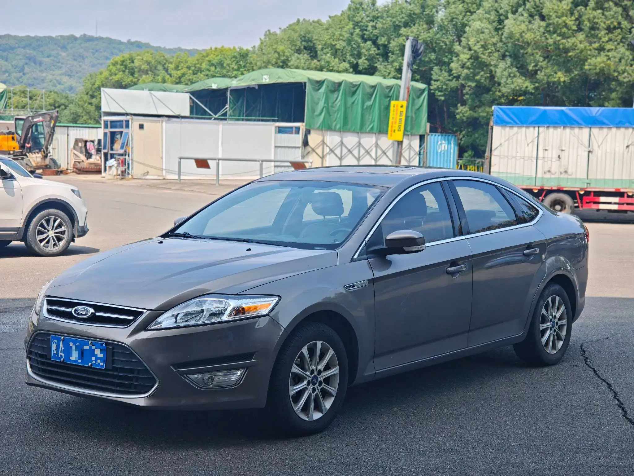 Ford Mondeo Zhisheng