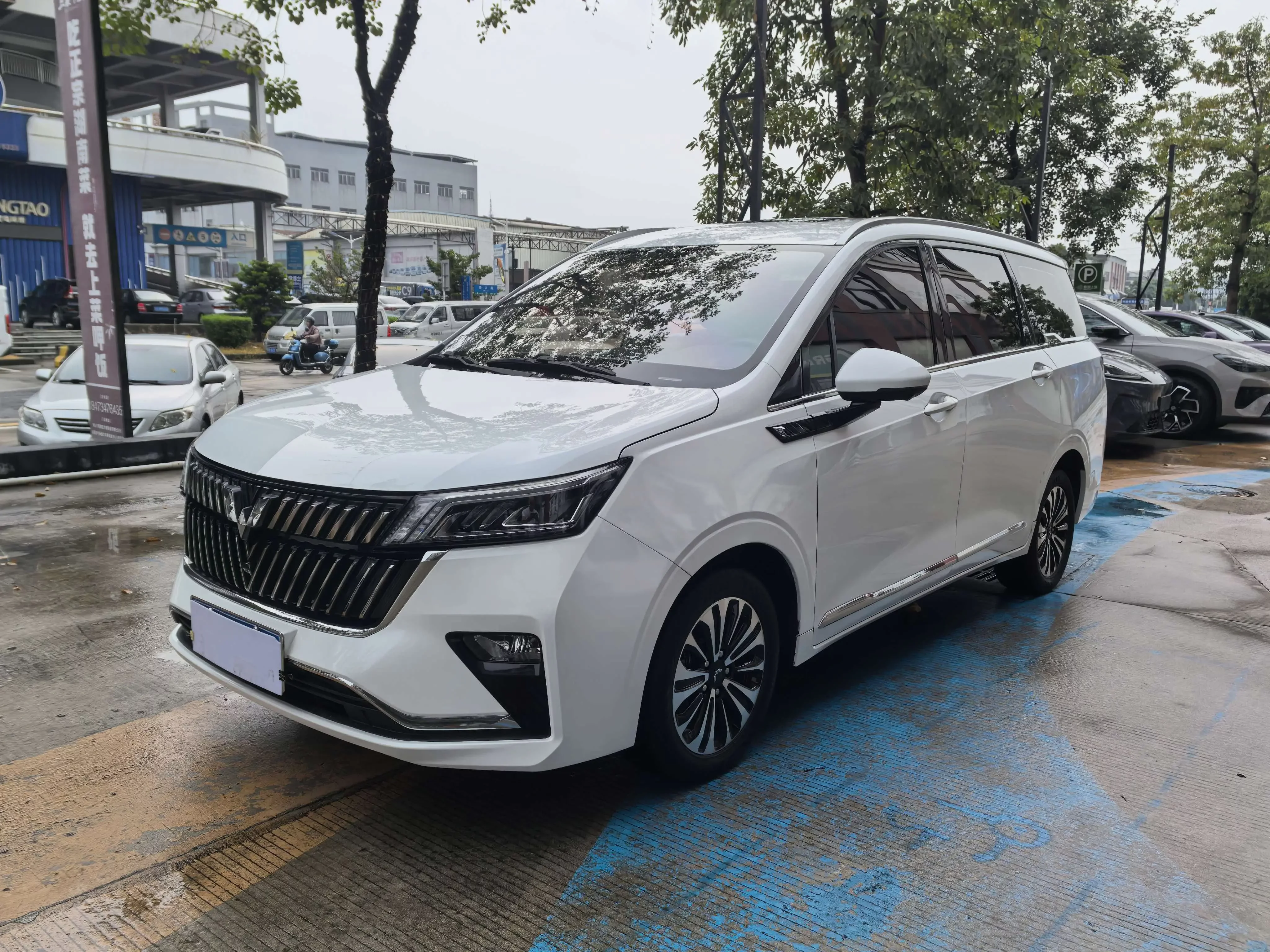 WULING JIACHEN