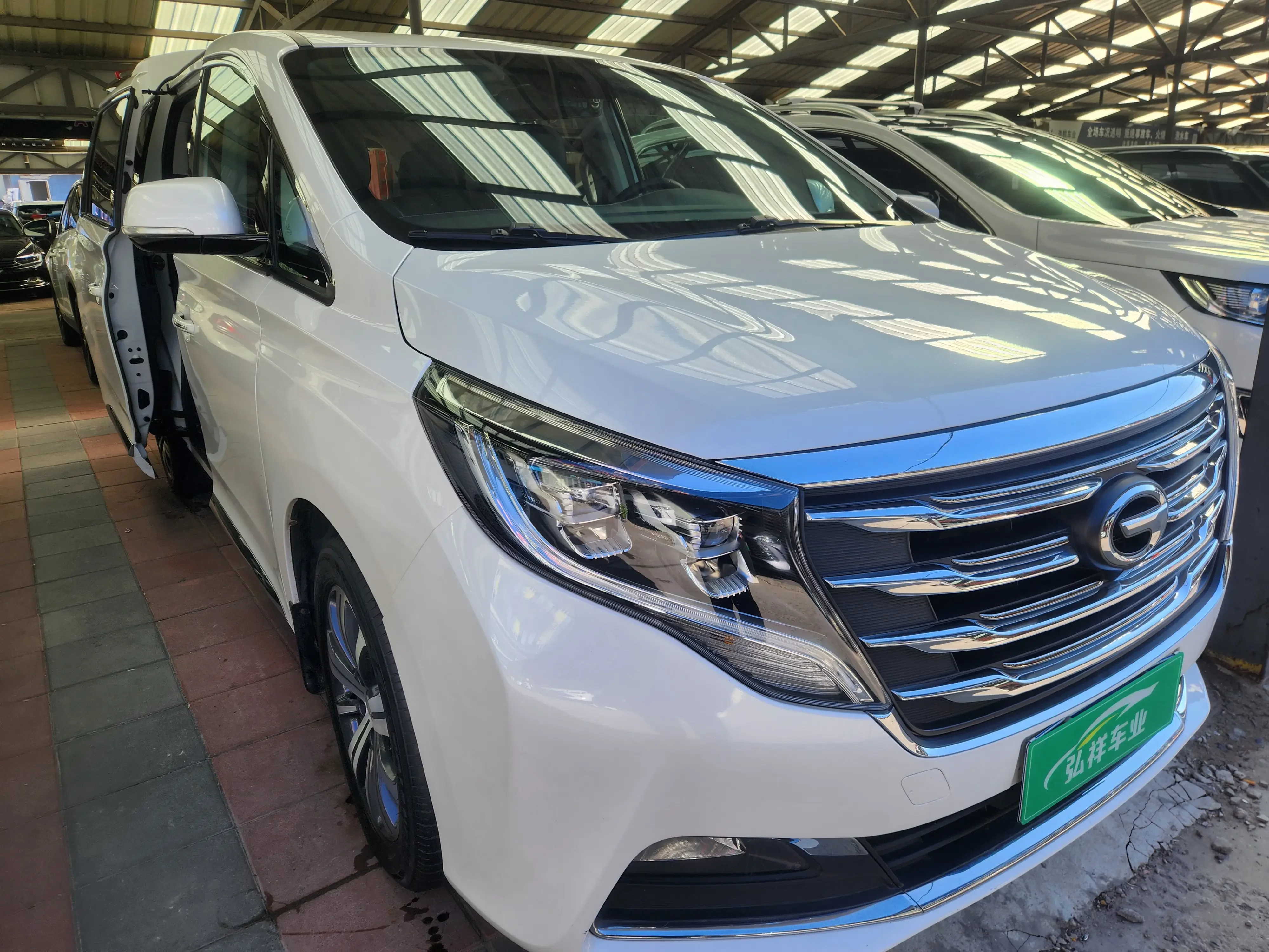 GAC Trumpchi M8
