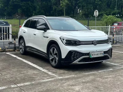 Volkswagen ID.6 CROZZ