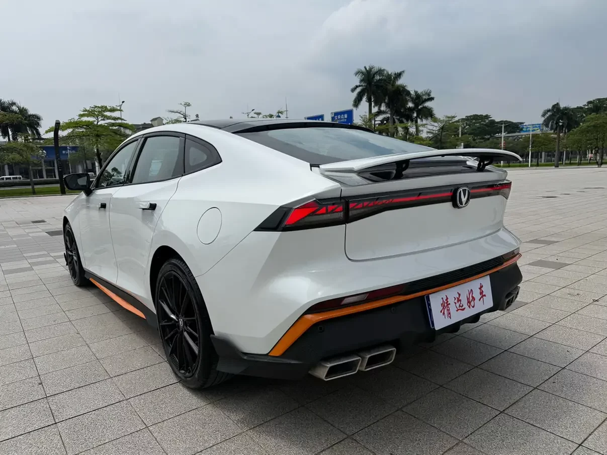 Changan UNI-V