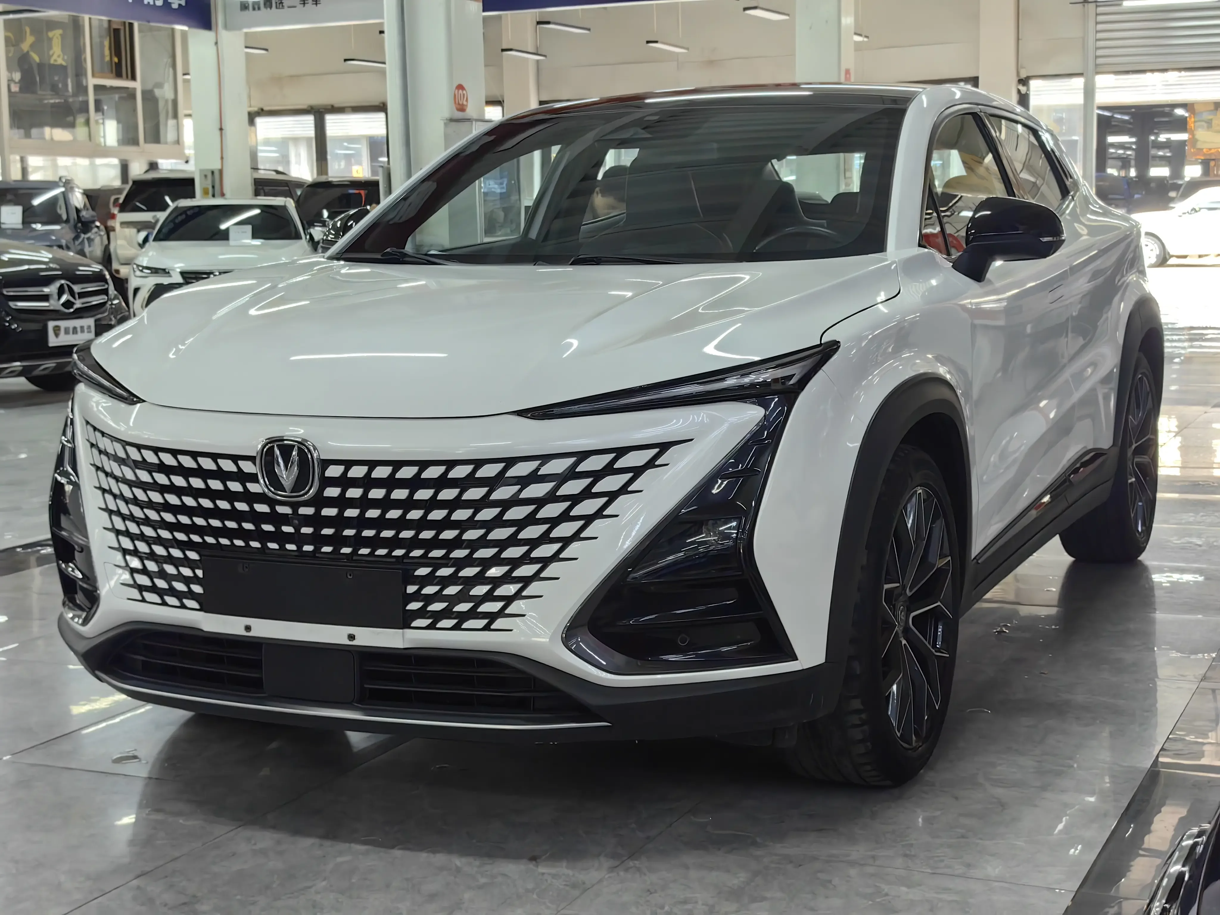 CHANGAN UNI-T