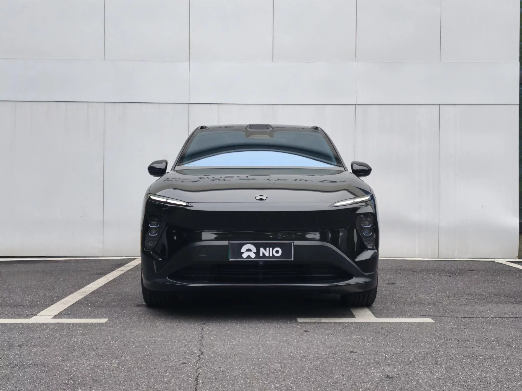 NIO EC7