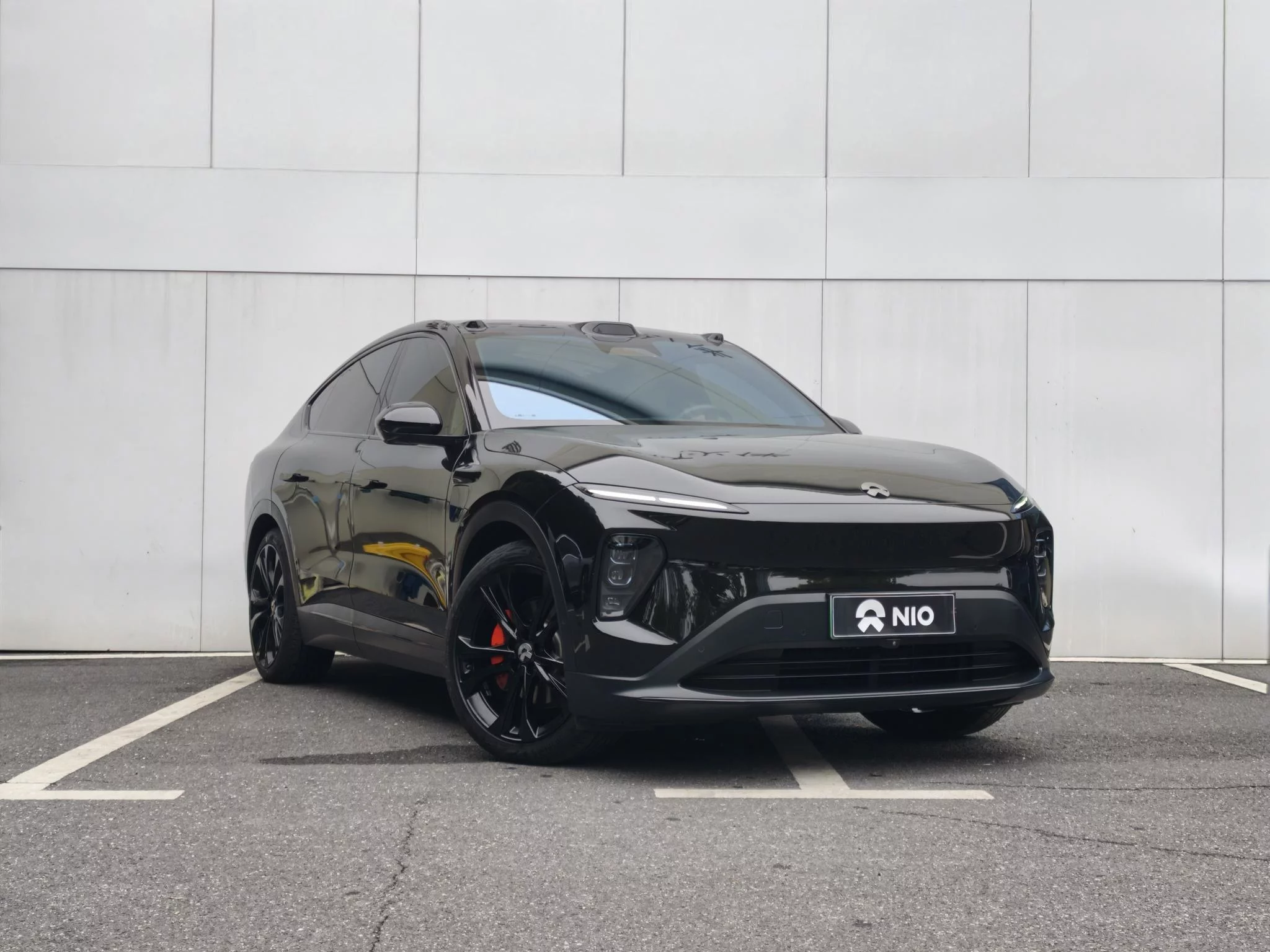 NIO EC7