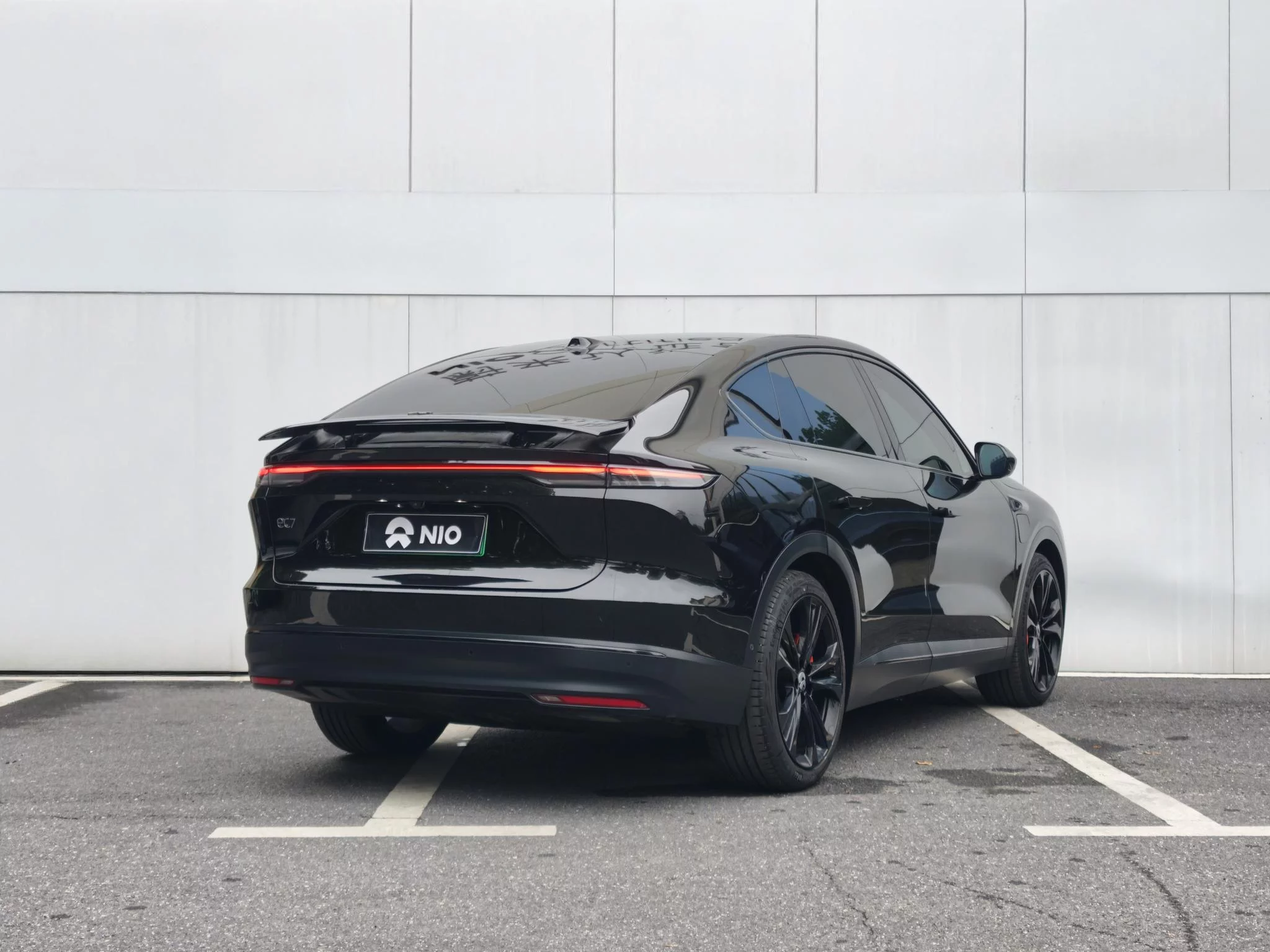 NIO EC7