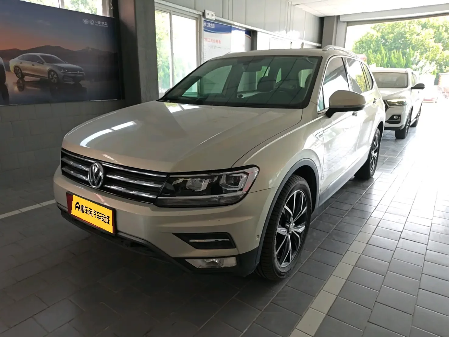 Volkswagen Tiguan L