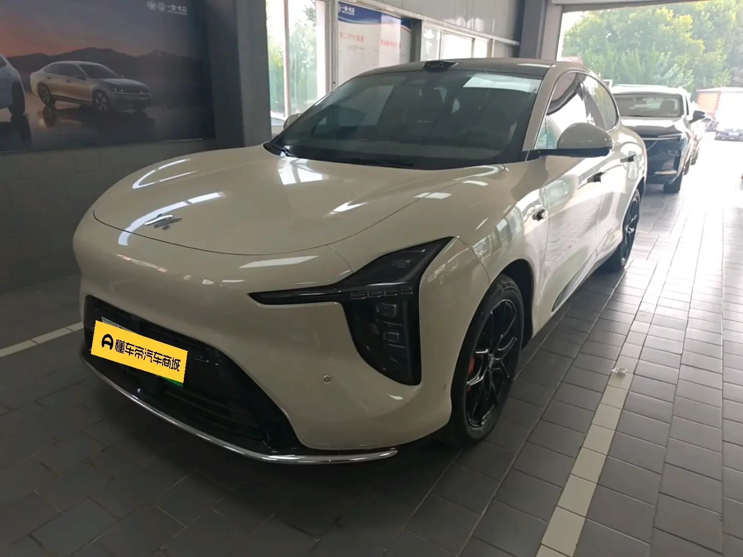 IM Motors Zhiji LS6