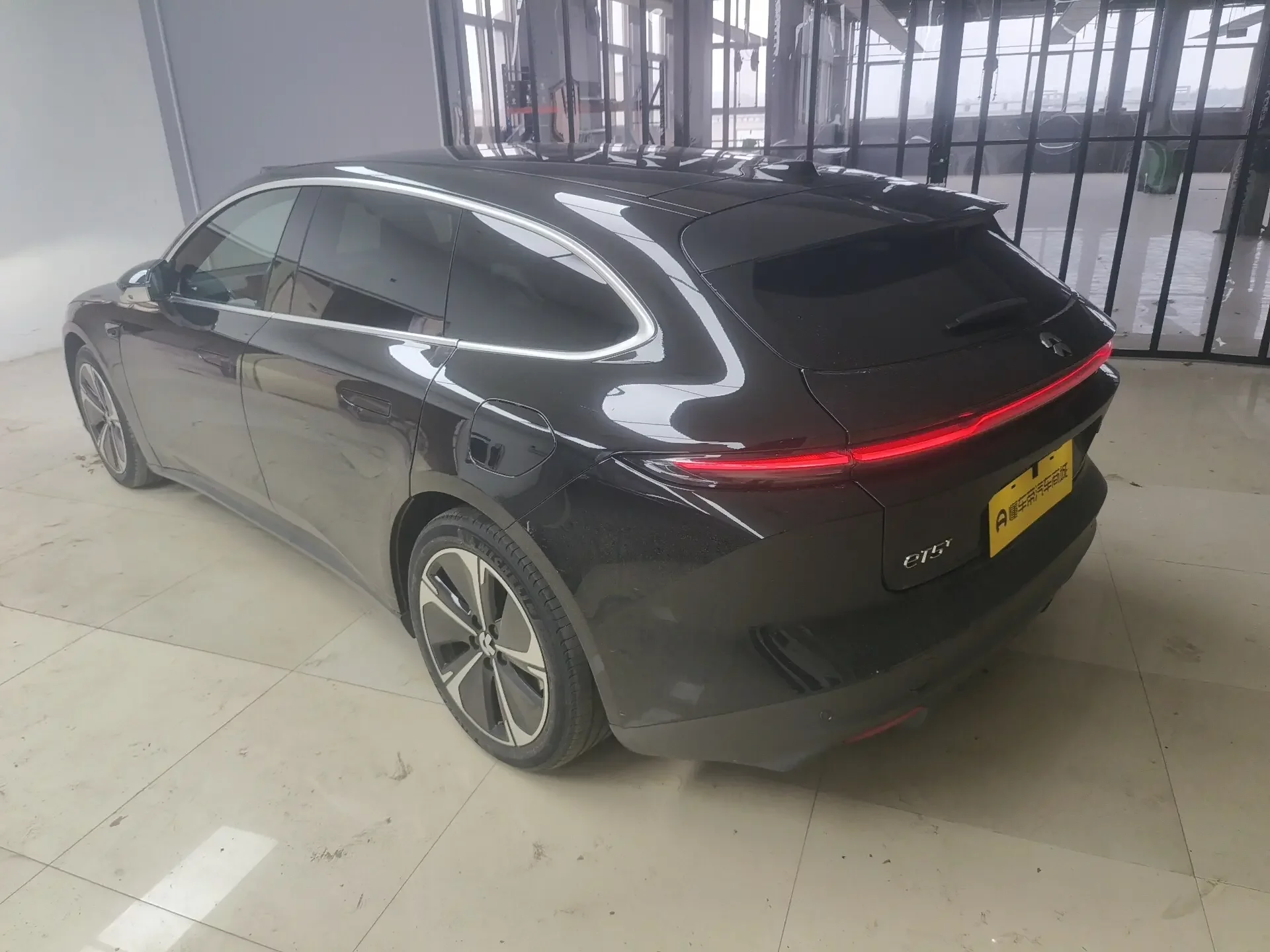 NIO ET5T