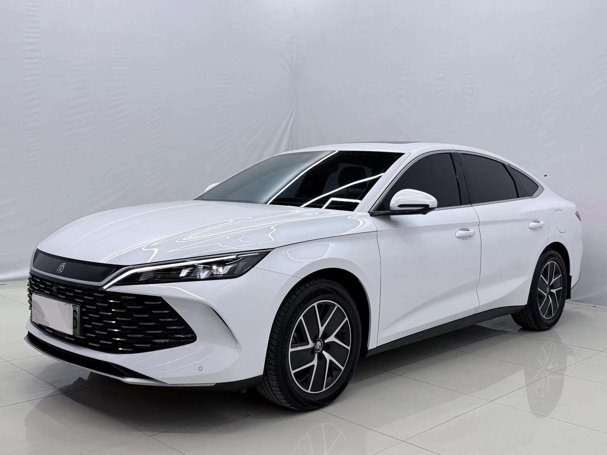 BYD Qin L DM